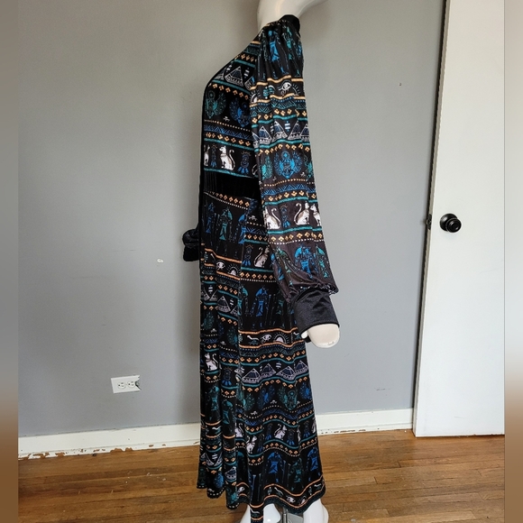 Blackmilk Ancient Egypt Velvet Maxi Jacket, BNWT, Size L - Picture 5 of 8